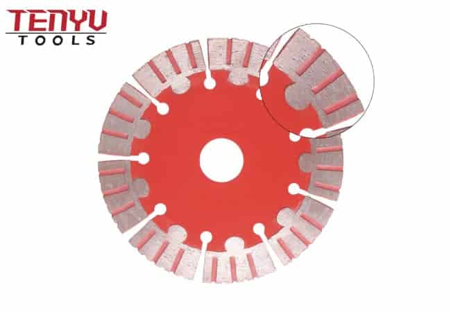 Diamond Saw Blades with Novel Corrugated Tooth Shape