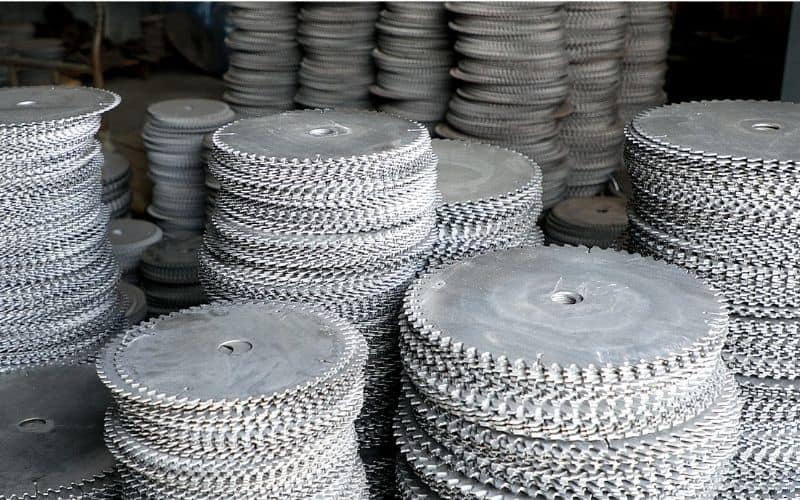 What are tct circular saw blades manufacturers made up of