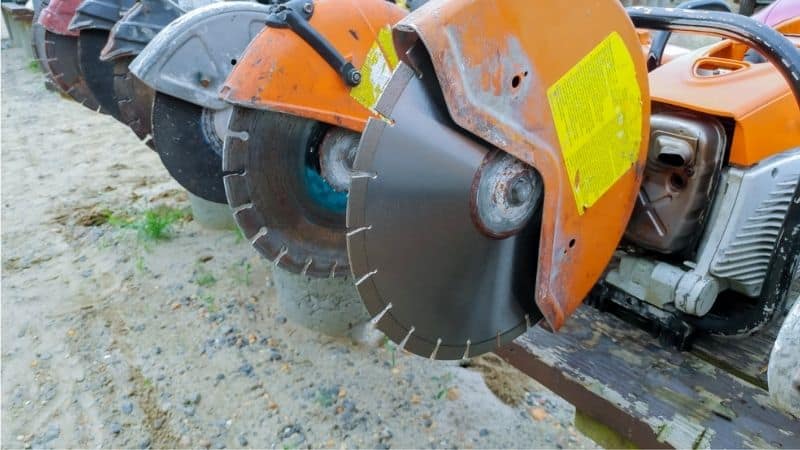 Pouvez-vous utiliser une lame de coupe de bois pour le béton ou le métal