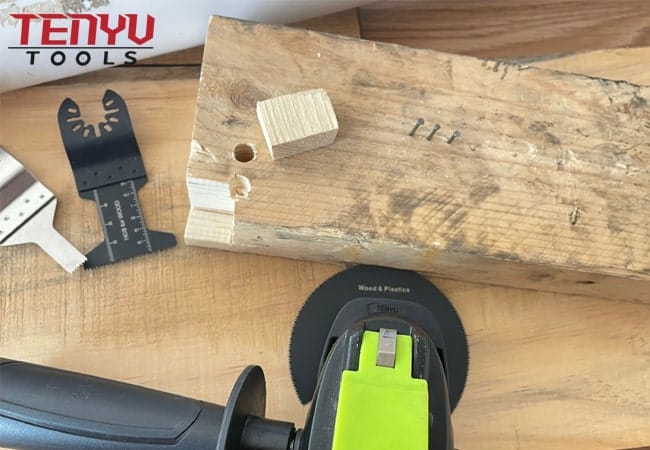 Lame de scie semi-circulaire oscillante en bois pour le travail du bois à dégagement rapide multi-outils oscillants