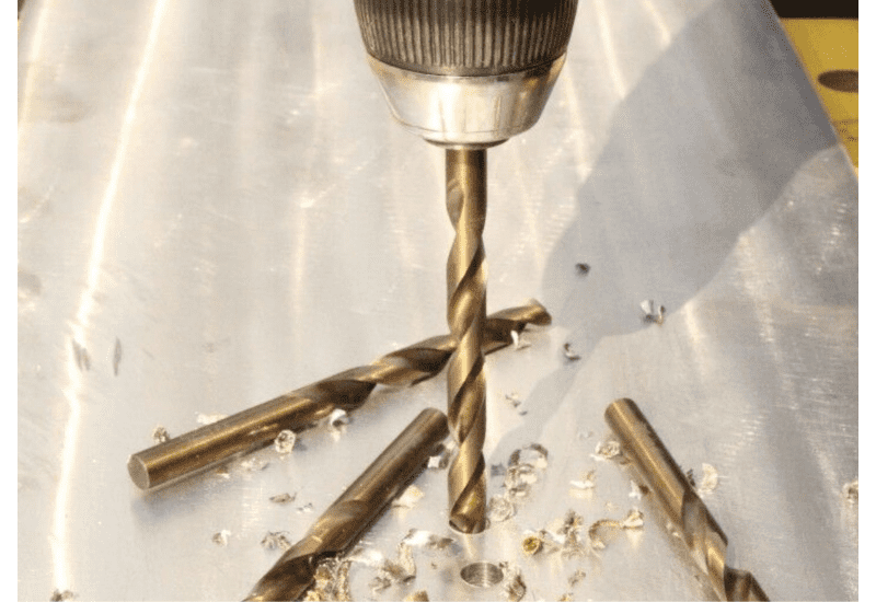 Cobalt drill bits with different sizes and specifications