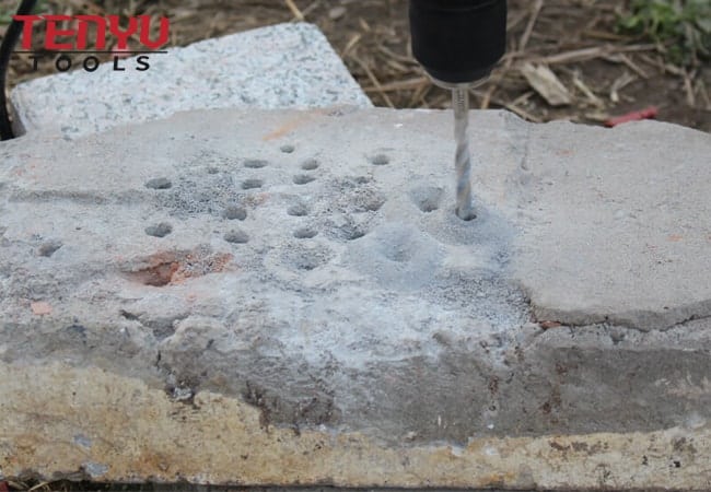 Foret de maçonnerie à pointe de carbure de flûte S4 plaqué cuivre pour le forage de maçonnerie en brique de béton