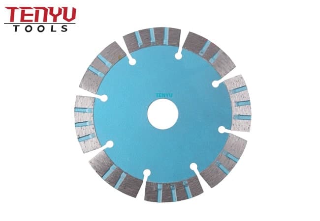 Sintered Segmented Diamond Cutting Saw Blade for Stone Concrete Cutting