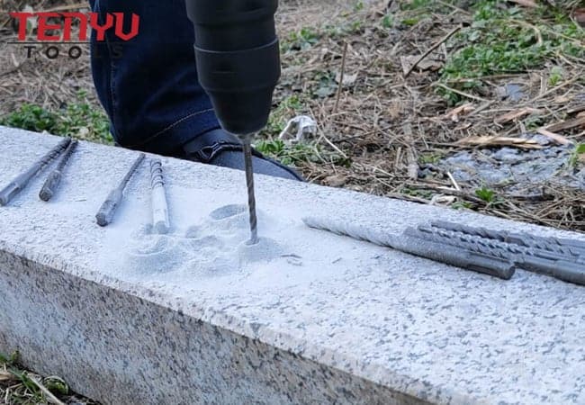 Broca de metal duro de ponta única U Flauta SDS Plus para martelo rotativo para concreto e pedra dura 1