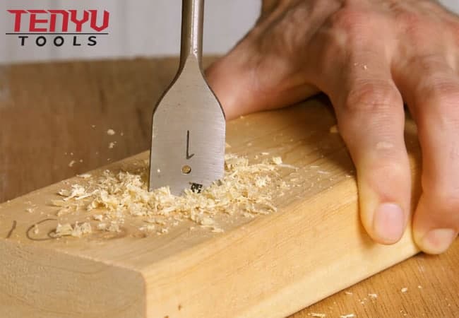 Brocas de pala de madera de paleta Tri-Point con ranura de corte para madera Perforación de madera limpia y rápida