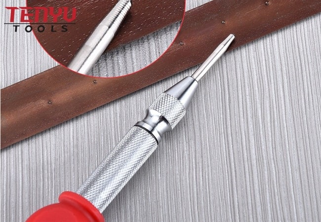 Ferramenta de perfuração central de metal com mola automática