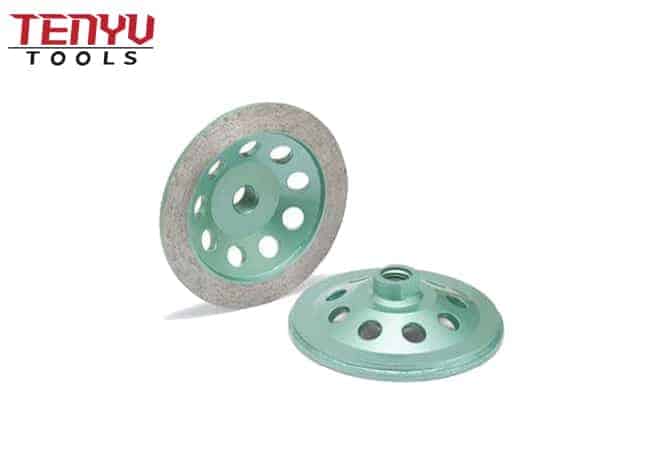 Tratamiento térmico Ruedas de copa de diamante con borde turbo de 4 pulgadas para hormigón y piedra Cerámica Molienda de baldosas de mármol