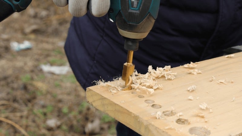 different sizes of drill auger bits will create different sizes of holes