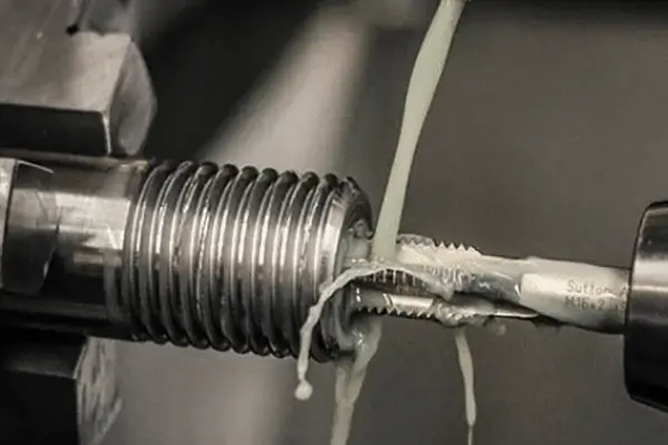 Quality Cutting Fluid Lubrication for Tapping