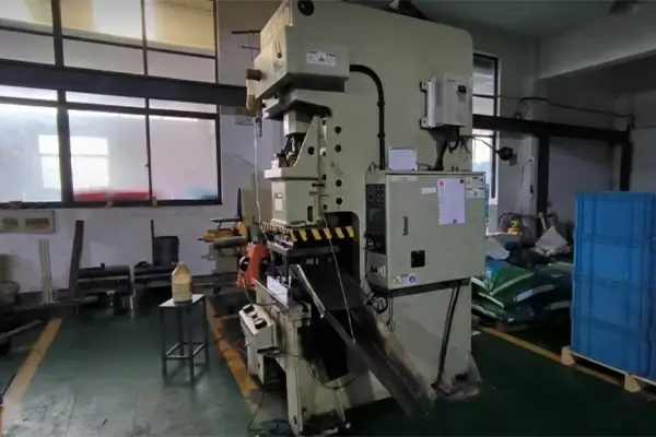 hammer manufacturers 9