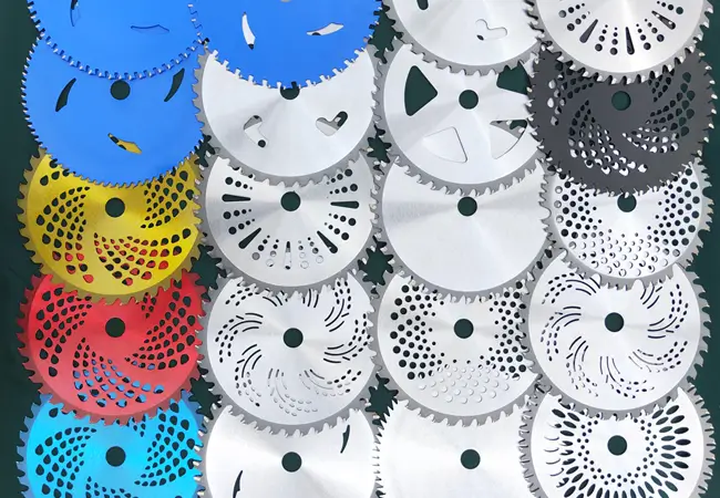 what are saw blades