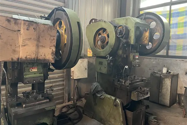 raw material cutting