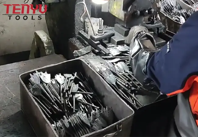 metric wood timber flat spade butterfly style boring paddle circle drill bit