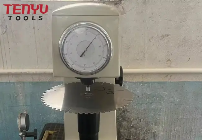 rockwell hardness tester